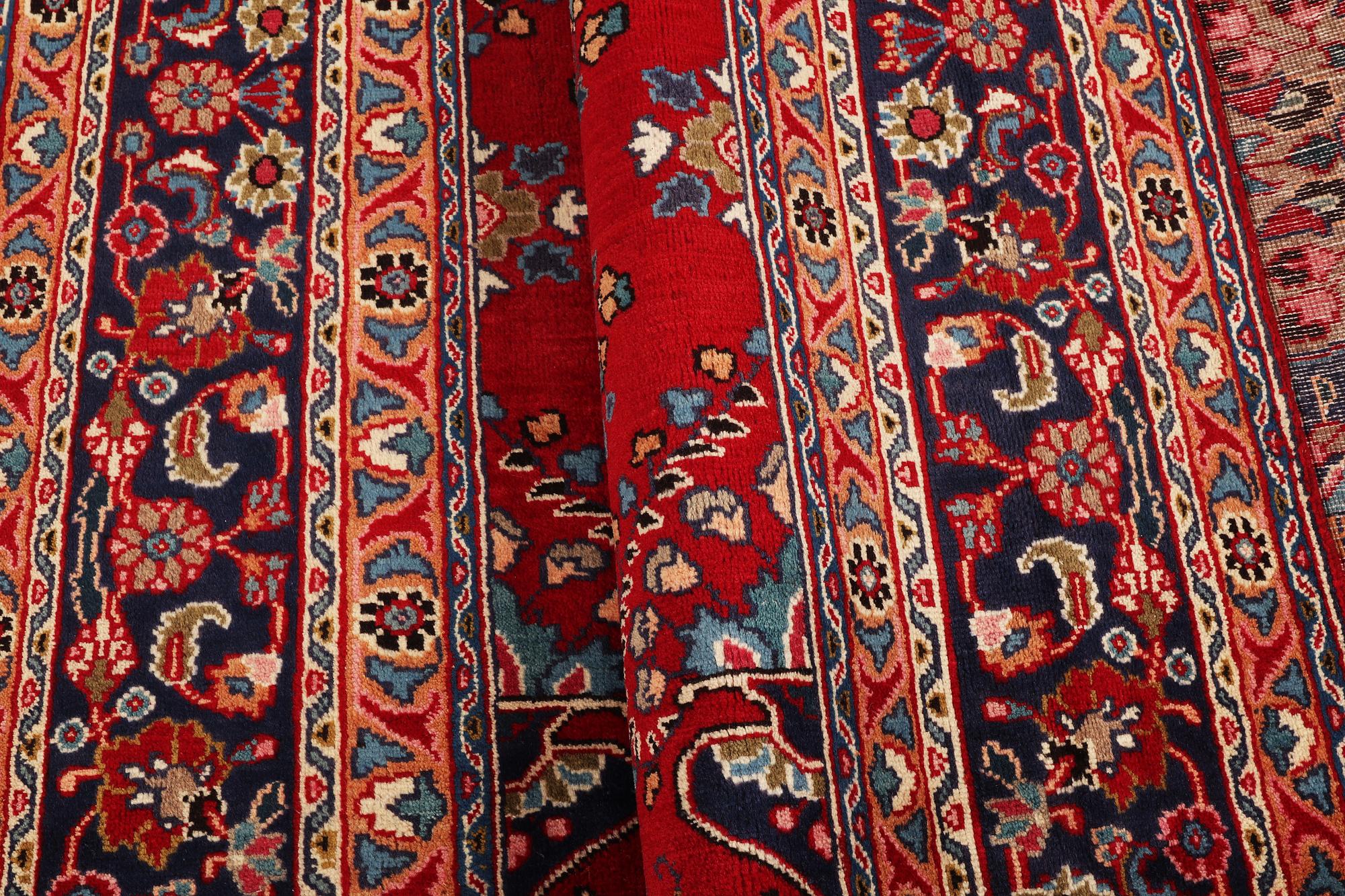A carpet, Tabriz, ca. 338 x 243 cm.