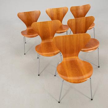 Arne Jacobsen, stolar 6 st "Sjuan" för Fritz Hansen 1999.