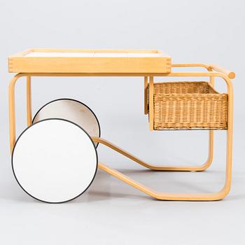ALVAR AALTO, A 1960/1970's tea trolley model 900 for Artek.