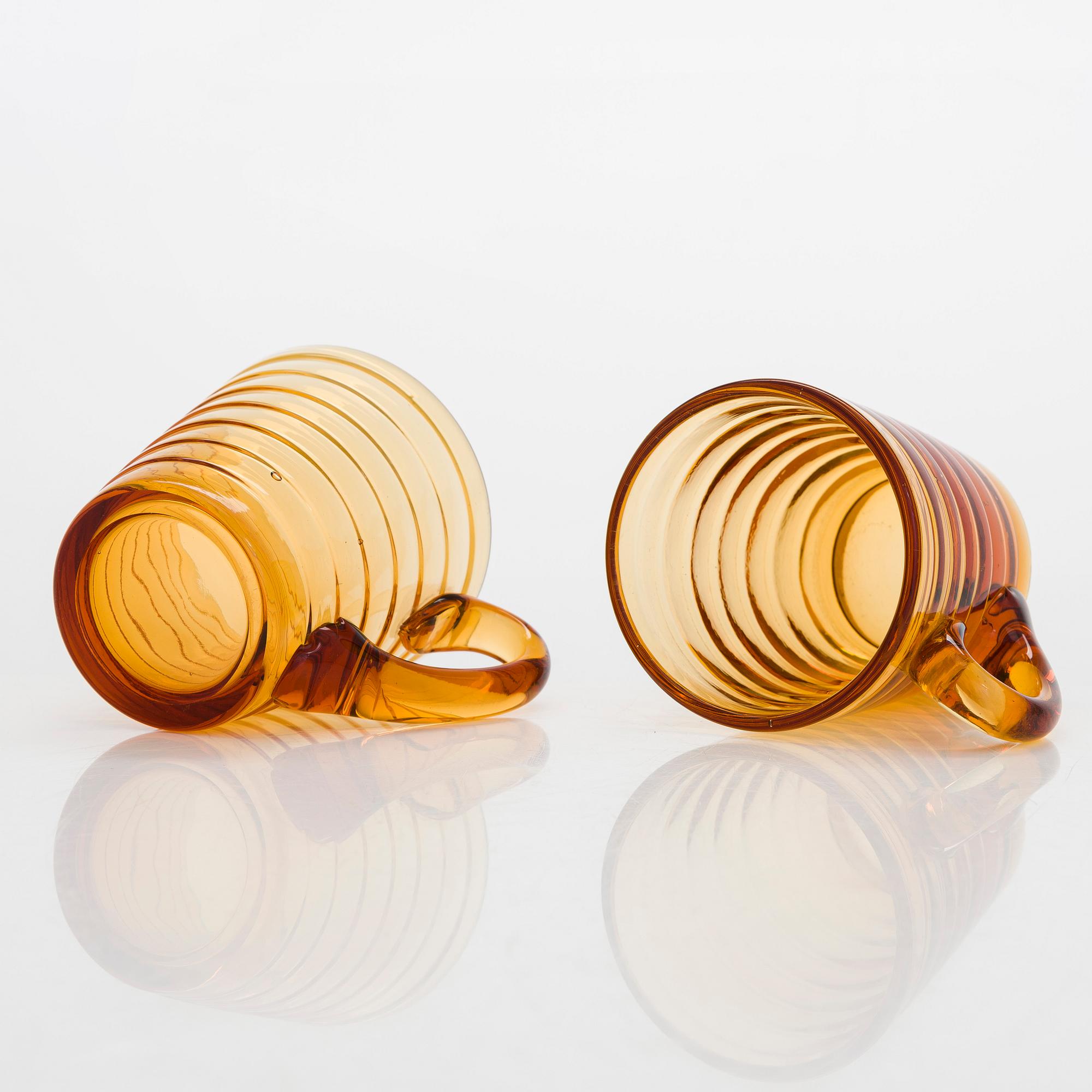Aino Aalto, a set of two 1930's drinking glasses / tumblers '4750'. Karhula Glassworks, Finland.