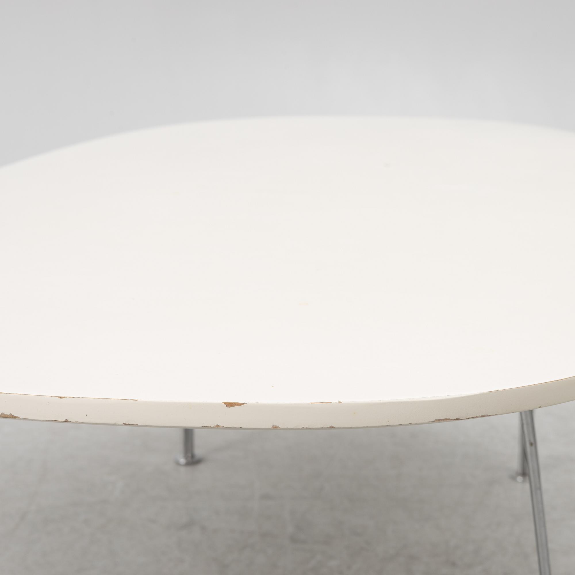 Bruno Mathsson, & Piet Hein, coffee table "Superellipse", second half of the 20th century.