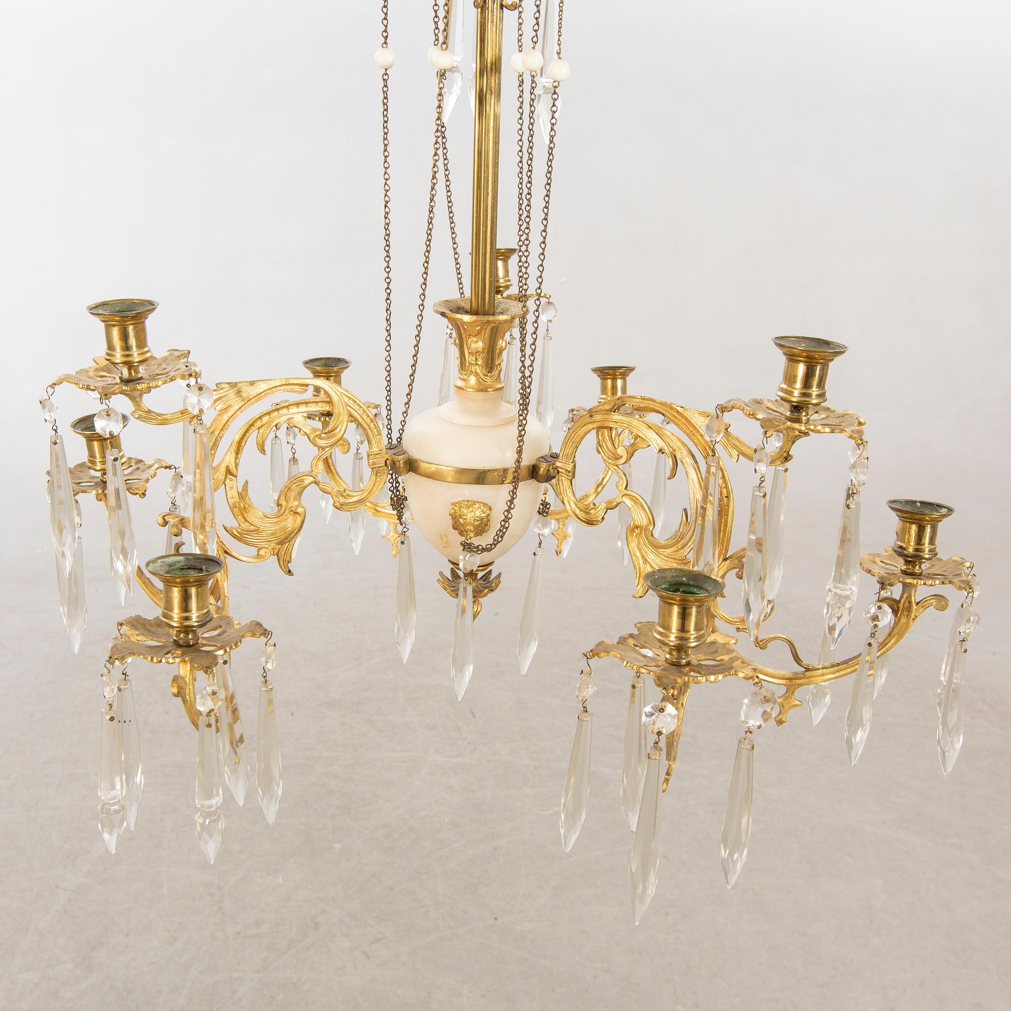 A chandelier around 1900.