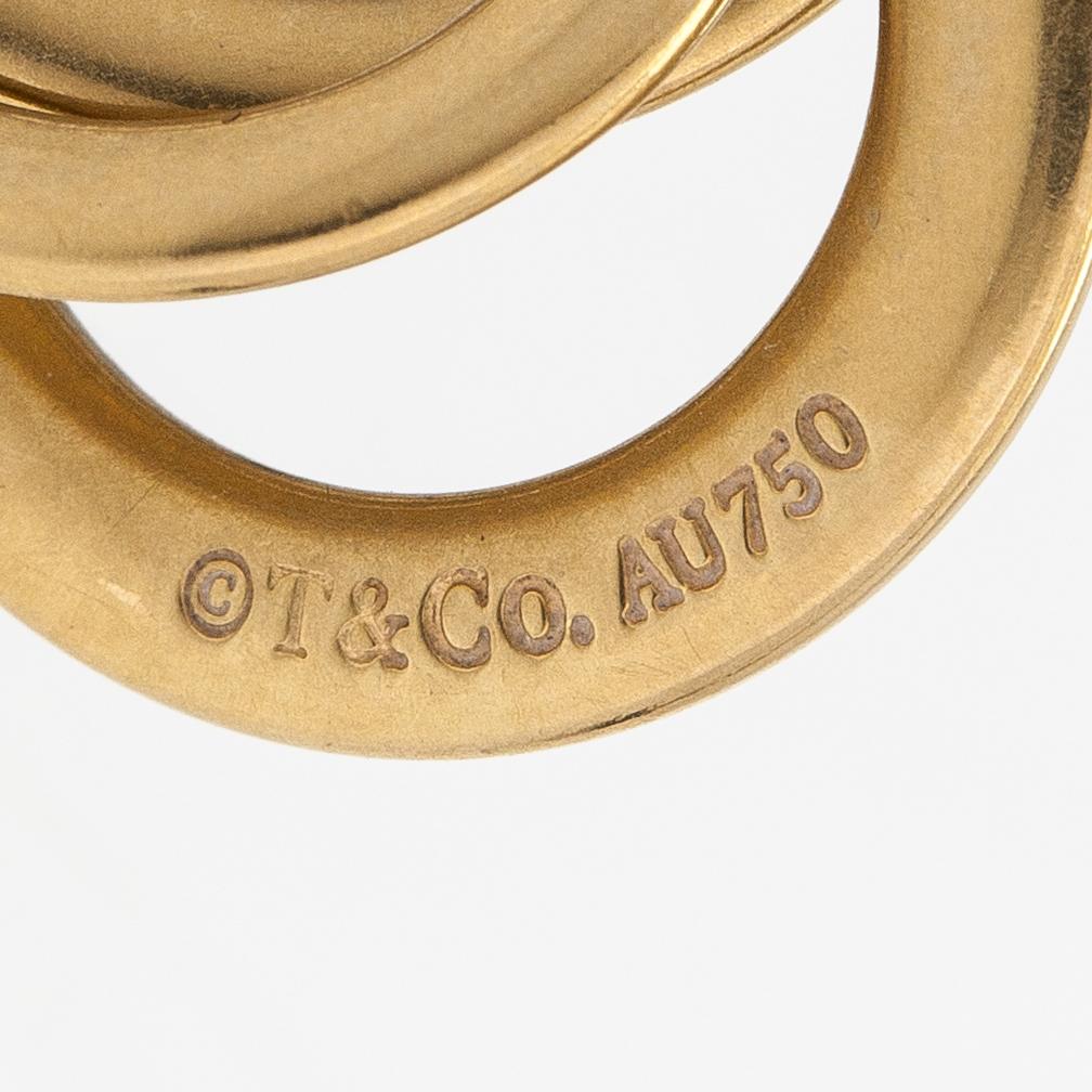 Tiffany & Co, An 18K gold necklace. Marked Tiffany & Co and T & Co.