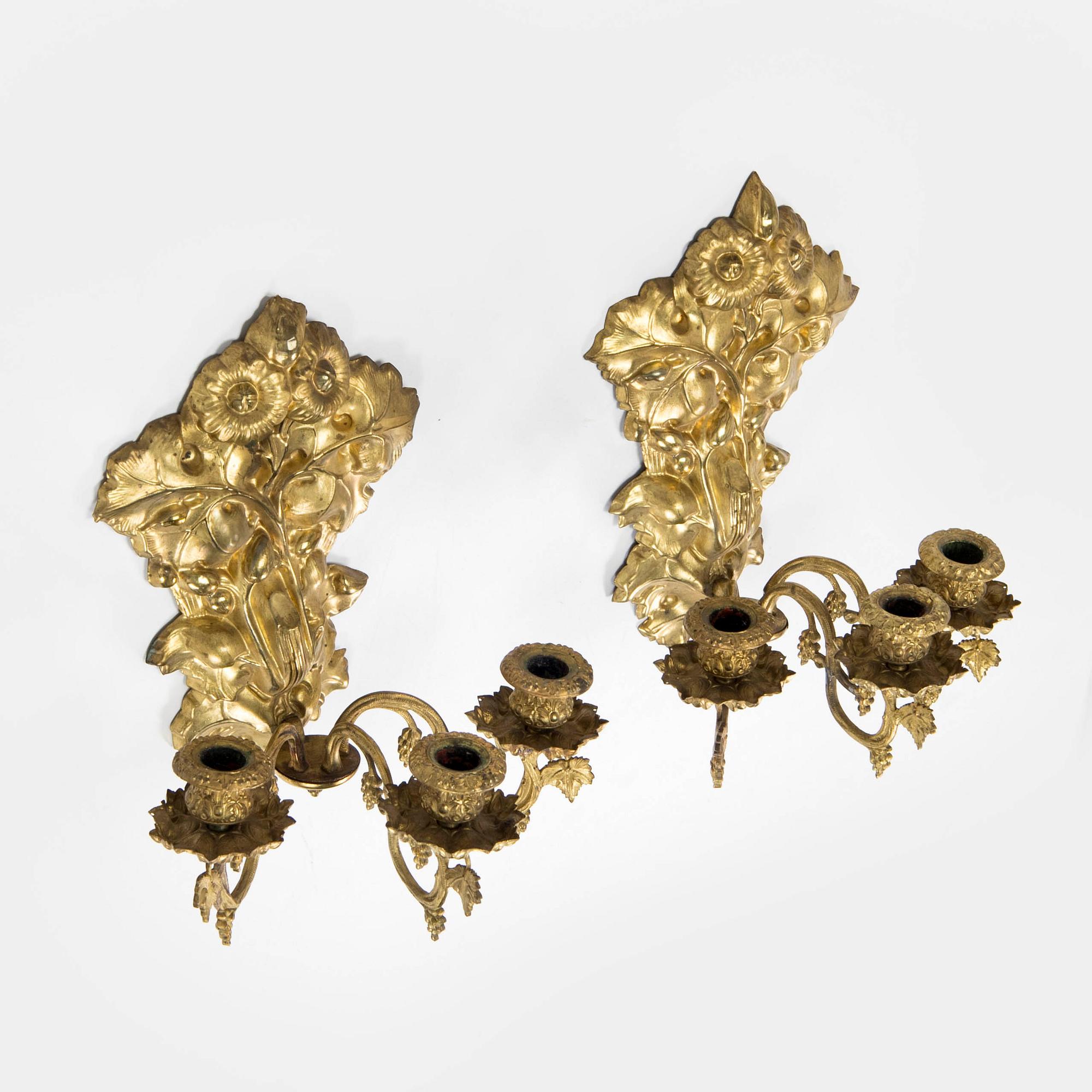 A pair of early 20th century wall scones.