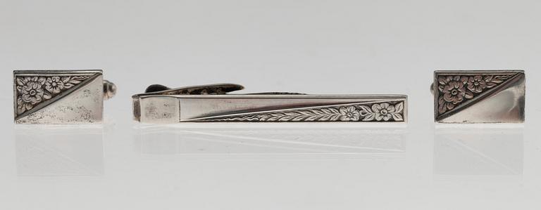 MANCHETTKNAPPAR och SLIPSNÅL, silver, OMN Åbo 1956.