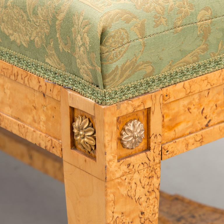 BANQUETTE, Russia ca 1900, carelian birch and gilt bronze fittings.