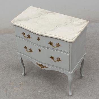 A Rococo style chest of drawers, second half of the 20th century.