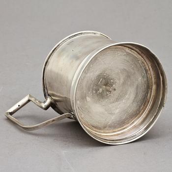 TEGLASHÅLLARE, silver, Ryssland, före 1908. Vikt 80 g.