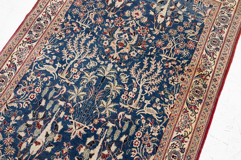 Carpet, Isfahan, ca 155 x 105 cm.