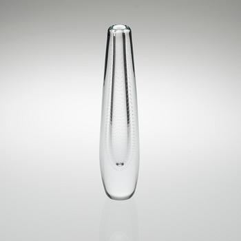 GUNNEL NYMAN, VASE. GN 25. Signed Gunnel Nyman Nuutajärvi, 1947/1989.
