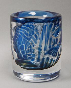 VAS, glas, Ariel, Ingeborg Lundin, Orrefors, sign.