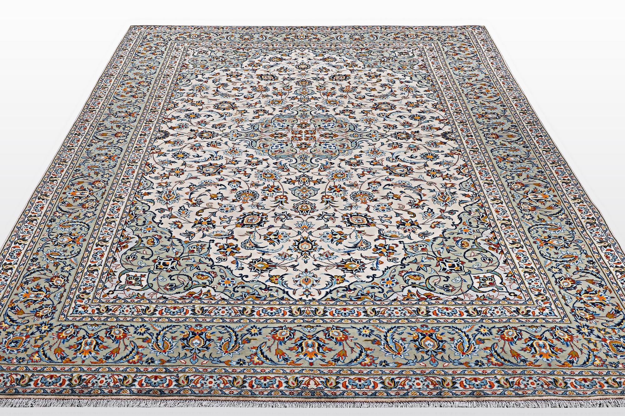A carpet, Kashan 356 x 240 cm.