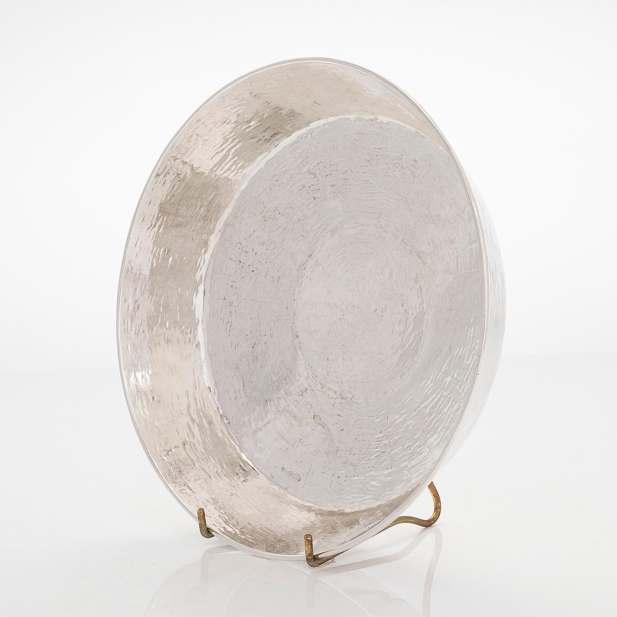 Tapio Wirkkala, a silver bowl model TW 289, Kultakeskus, Hämeenlinna 1966.