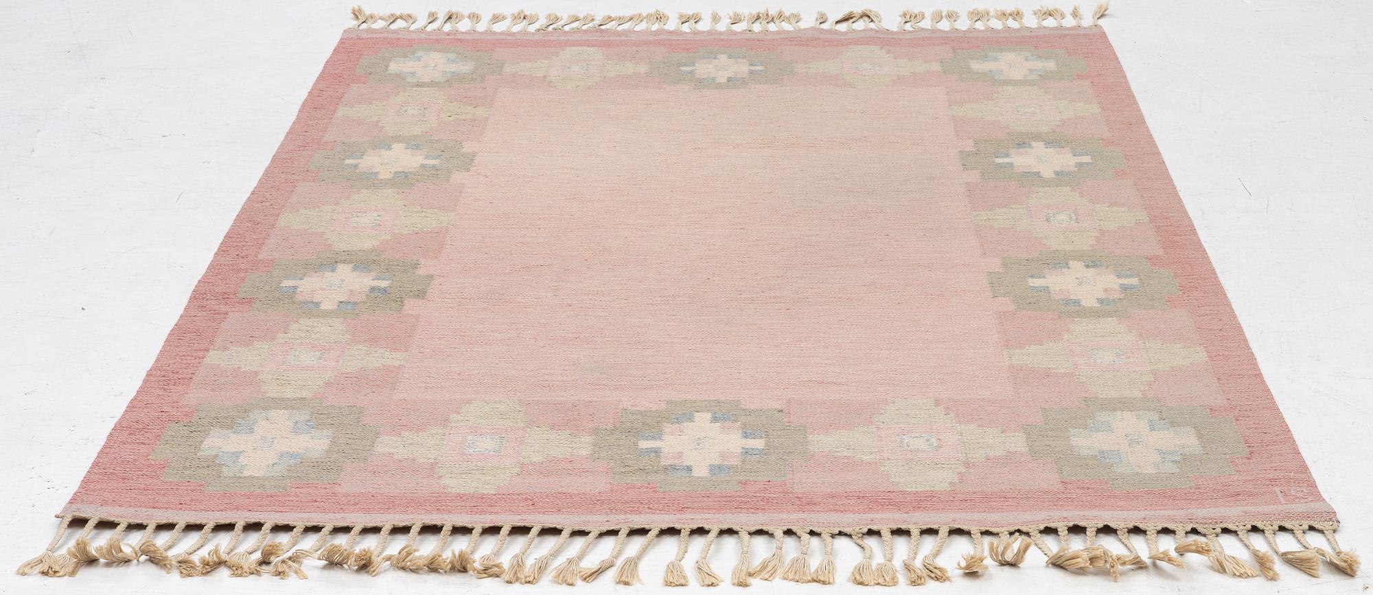 Ingegerd Silow, a flatwoven 'Yngsjö' rug, signed IS, c. 232 x 170 cm.