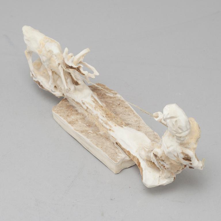 ERIK NORBERG, figurin, horn, signerad E.N. och daterad -91.