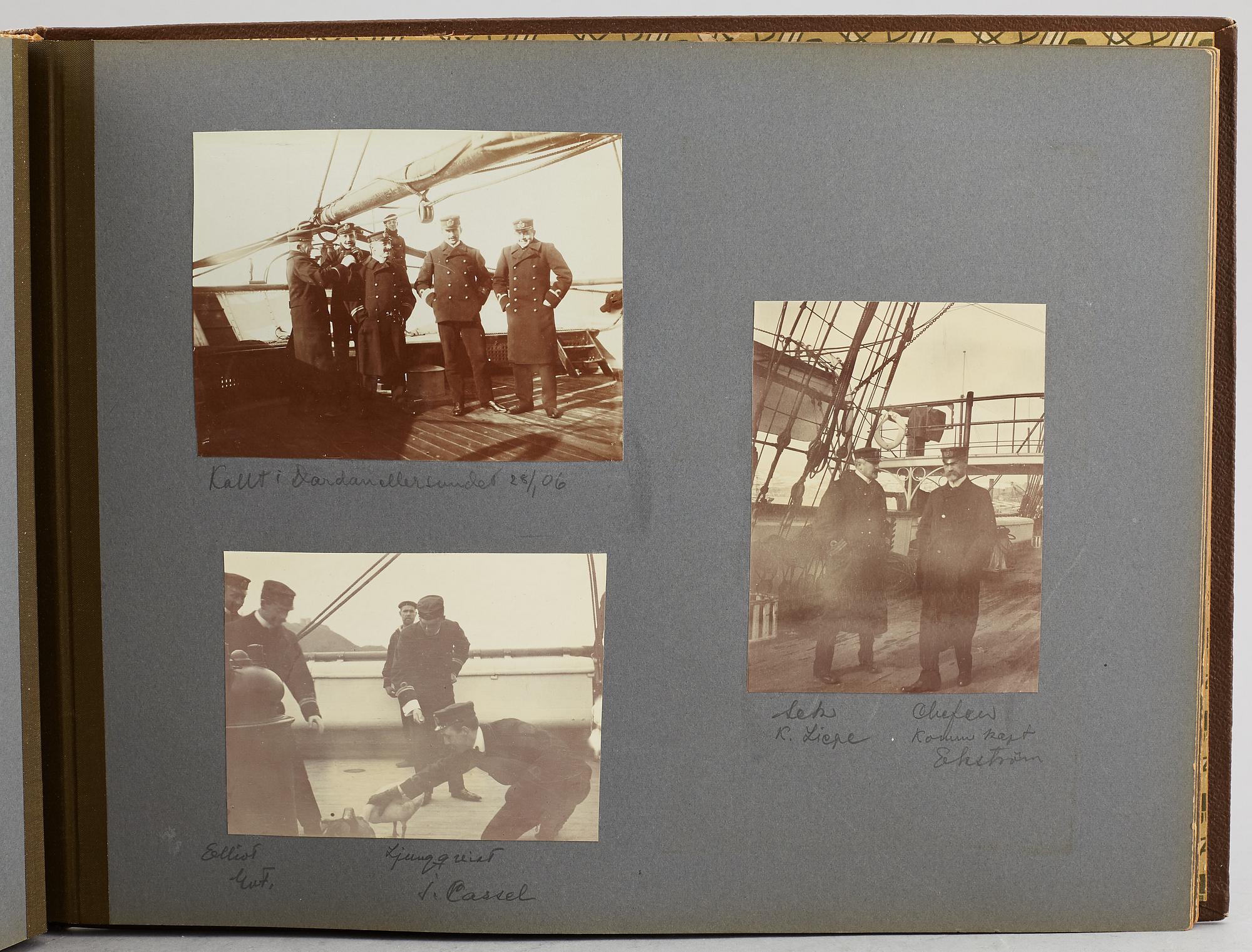 FOTOALBUM,   MEDELHAVSKRYSSNING 1905-06 MED KORVETTEN FREJA.