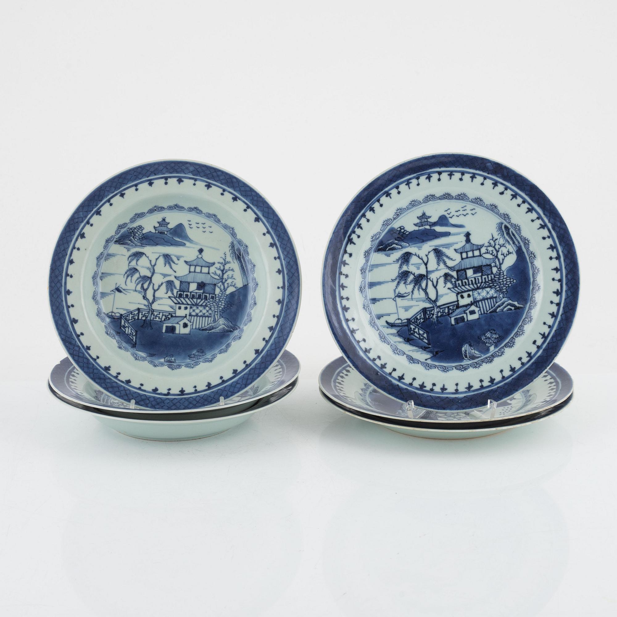 Tallrikar, 12 st, porslin, kina, Jiaqing (1796-1820).