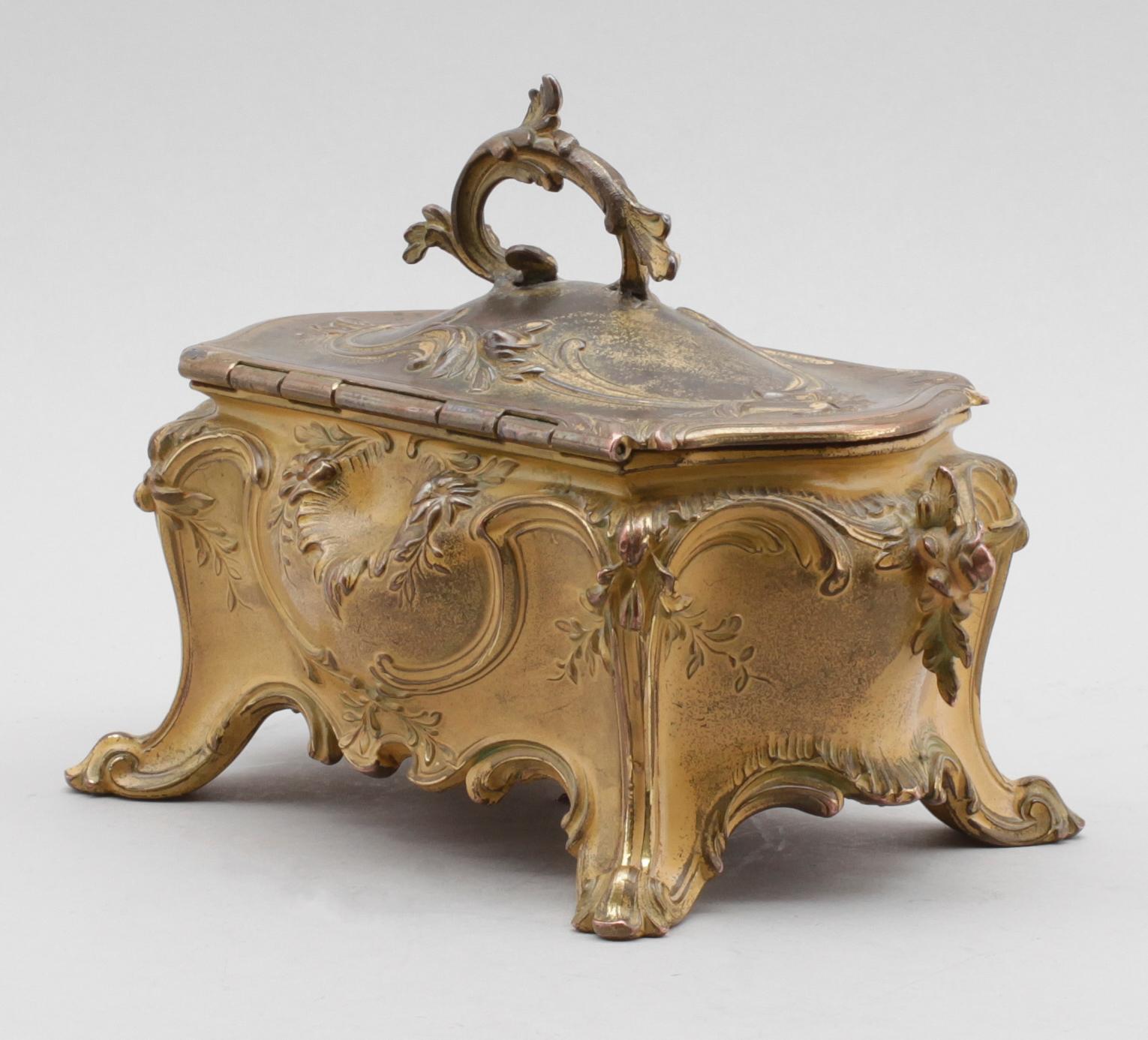 SKRIN, patinerad brons, rokokostil, 1800-talets andra hälft.