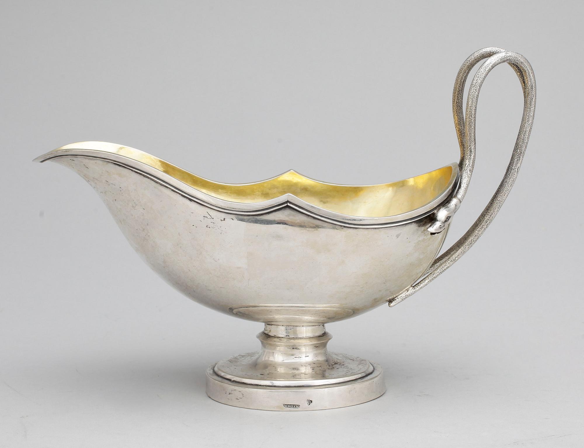 SÅSKANNA, silver, empire, Doreck, Preussen, 1800-talets första hälft. Vikt ca 495 G.