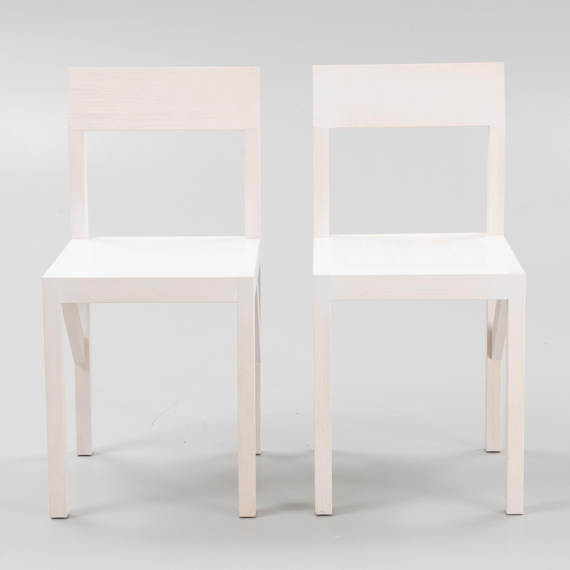 Frederik Gustav, "Bracket Chair", 2 st., Frama, Köpenhamn, Danmark 2023.