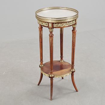 LAMPBORD, Myrstedt & Stern, Stockholm, 1900-talets början.