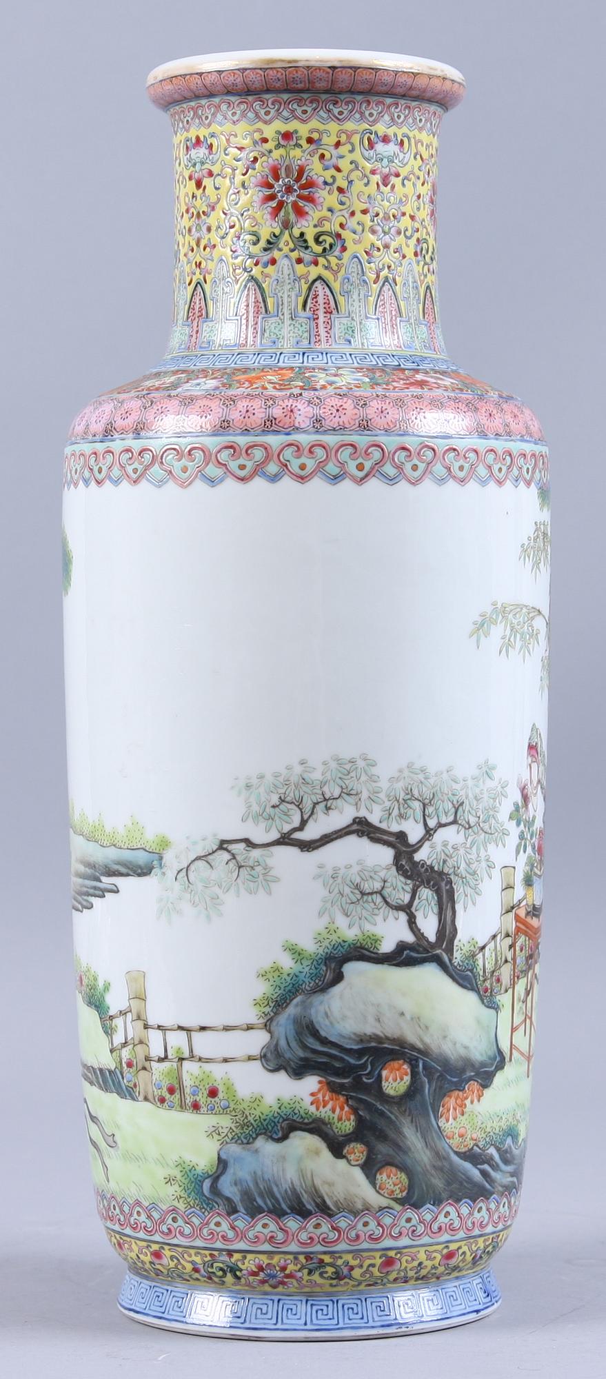 VAS, porslin, Kina, republik, 1900-tal.