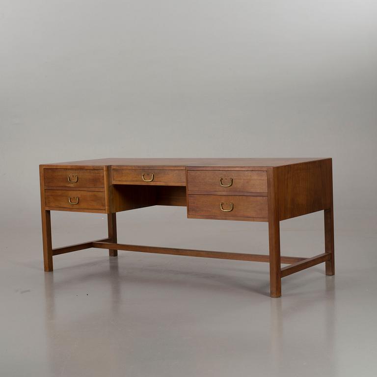 JOSEF FRANK, skrivbord modell 500 A för Firma Svenskt Tenn 1900-talets andra hälft.