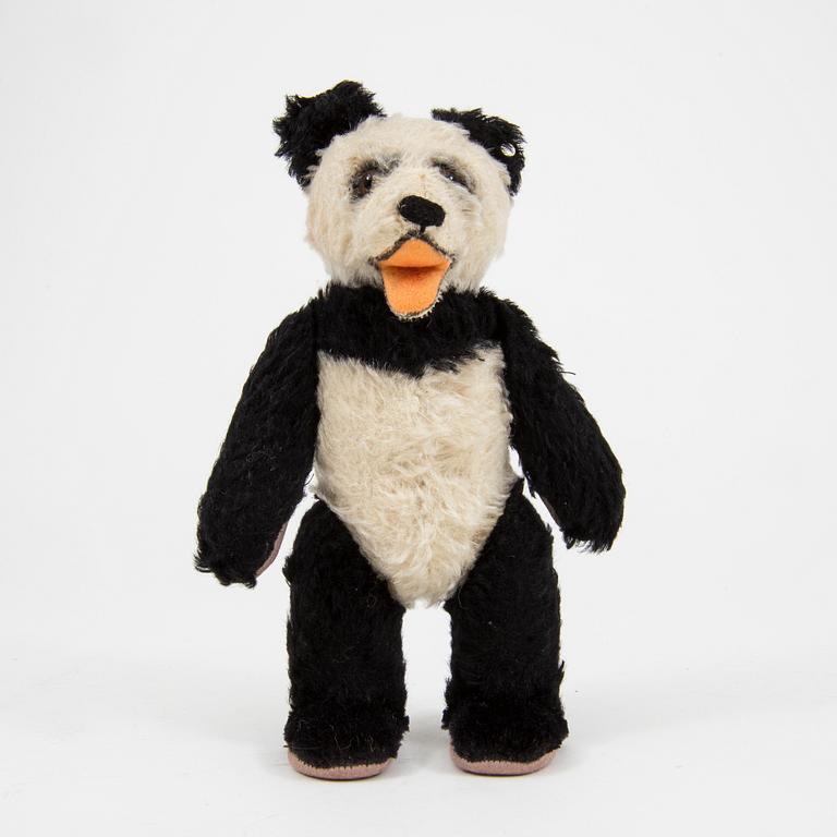 A Steiff pandabear Germany c. 1950.
