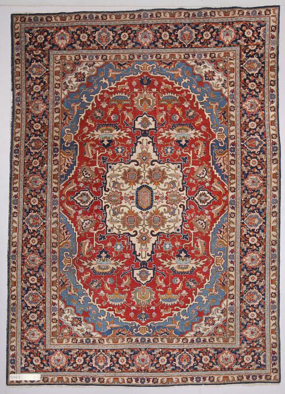 MATTA, orientalisk, semiantik. Ca 225 x 305 cm.