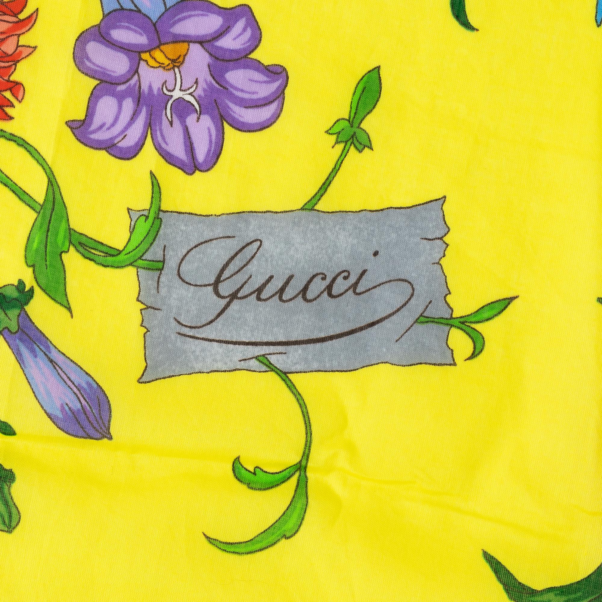 Gucci, Sarong / sjal, "Flora".