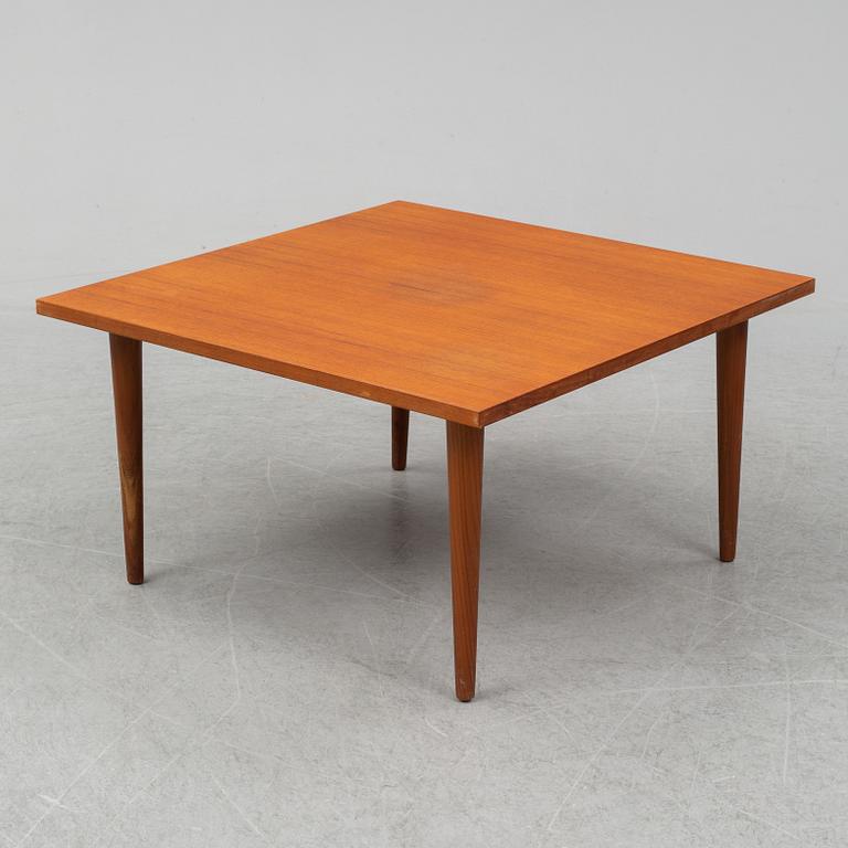 HALDOR VIK & INGMAR RELLING, a daybed and a coffee table from the 'Svane'-series, Ekornes, Norway, 1970's.