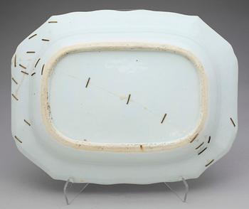 TERRINFAT, porslin. Qing dynastin. Qianlong 1736-95.