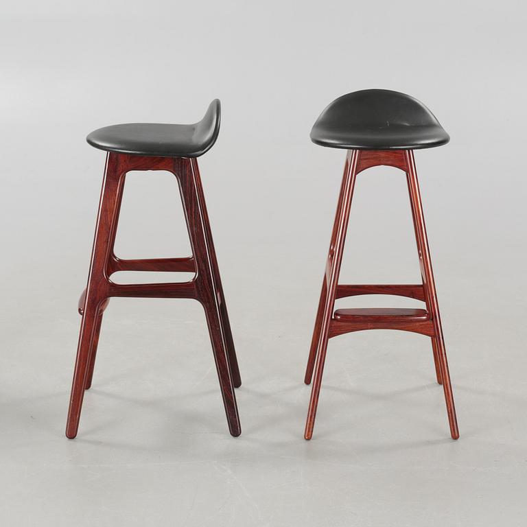 Three "OD61" bar chairs, designed approx 1964 by Erik Buck for Oddense Maskinsnedkeri A-S.