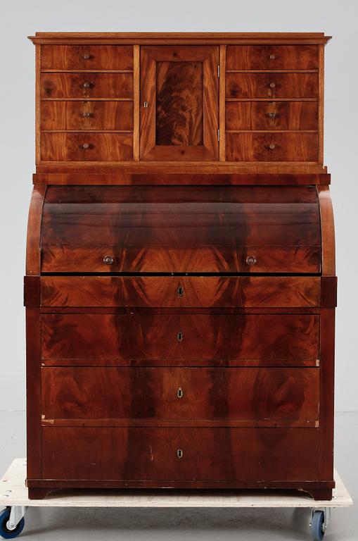 SKRIVBYRÅ. Empire, 1800-talets mitt.