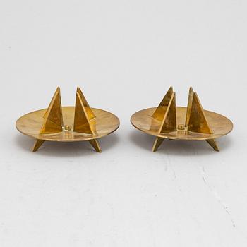 Pierre Forssell, ljusstakar, 5st, "nr 20", Skultuna, 1900-talets andra hälft.