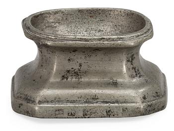 705. A Swedish pewter salt by J. D. Schmitt, Norrköping 1743.