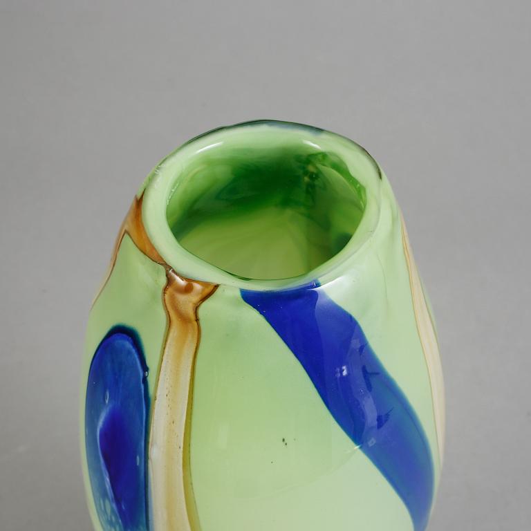 VAS, glas. Möjligen Italien, 1900-talets sista kvartal.