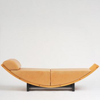 Jonas Bohlin, a "Concave" daybed, Källemo, Värnamo, post 1983.