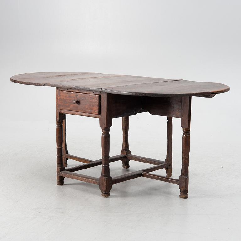 Drop-leaf table, 18th/19th century.