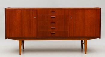 SIDEBOARD, 1900-talets andra hälft.
