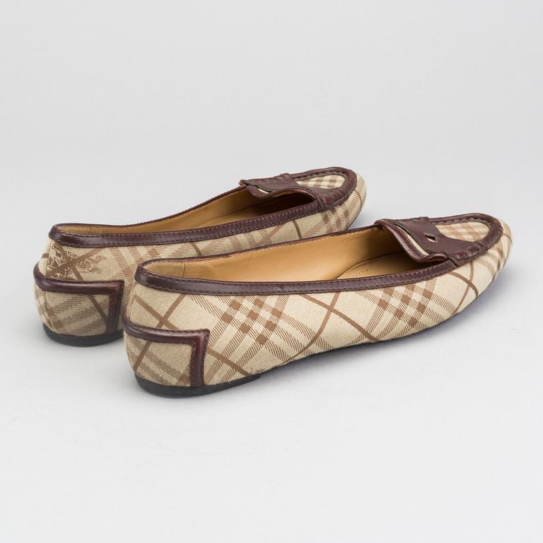 BURBERRY, skor, storlek 40.