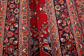 A carpet, Tabriz, ca. 338 x 243 cm.