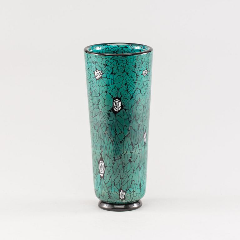 A VITTORIO FERRO MURRINE GLASS VASE FOR FRATELLI PAGNIN AROUND 1990-2000.