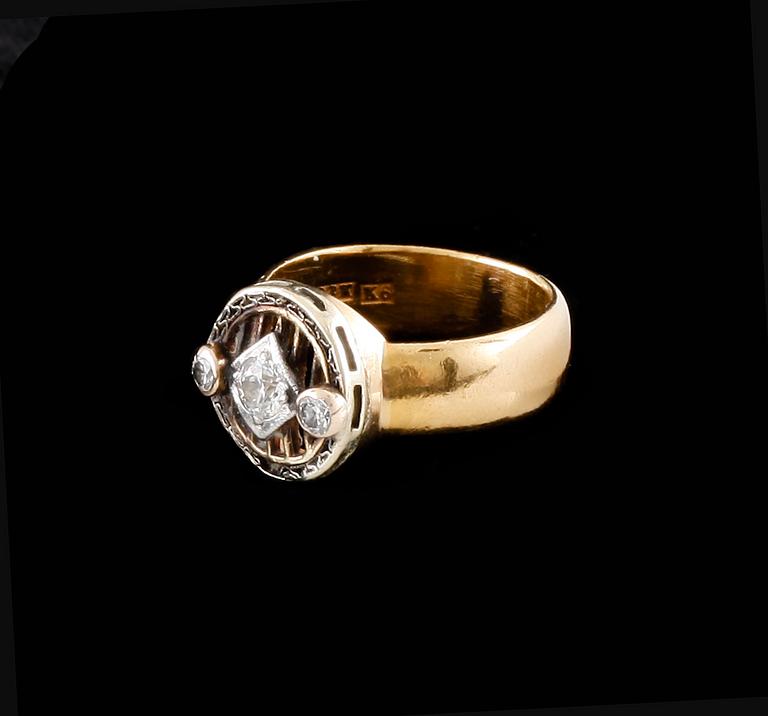 RING, 23k guld och diamanter, Johan Gottfried Åhlén, Enköping, 1888. Ca 6 g.