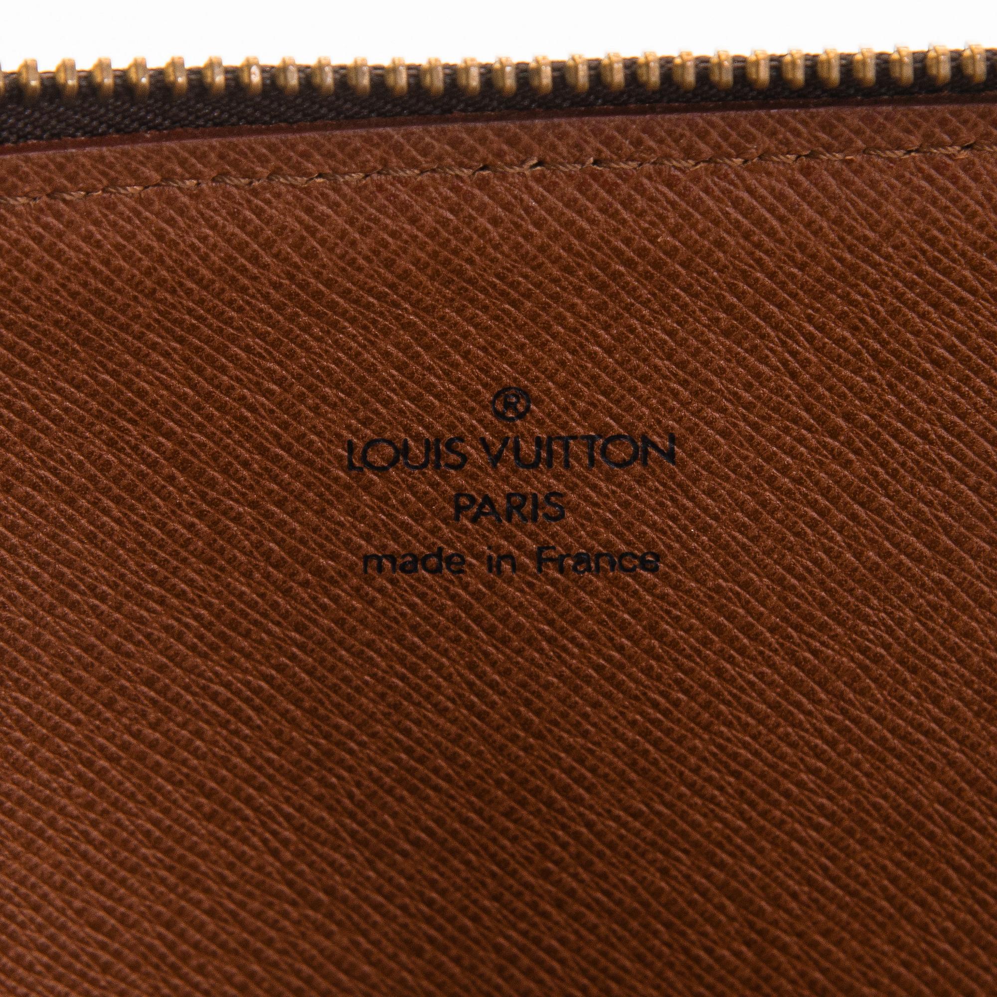 Louis Vuitton, dokumenttikotelo, "Poche Documents".