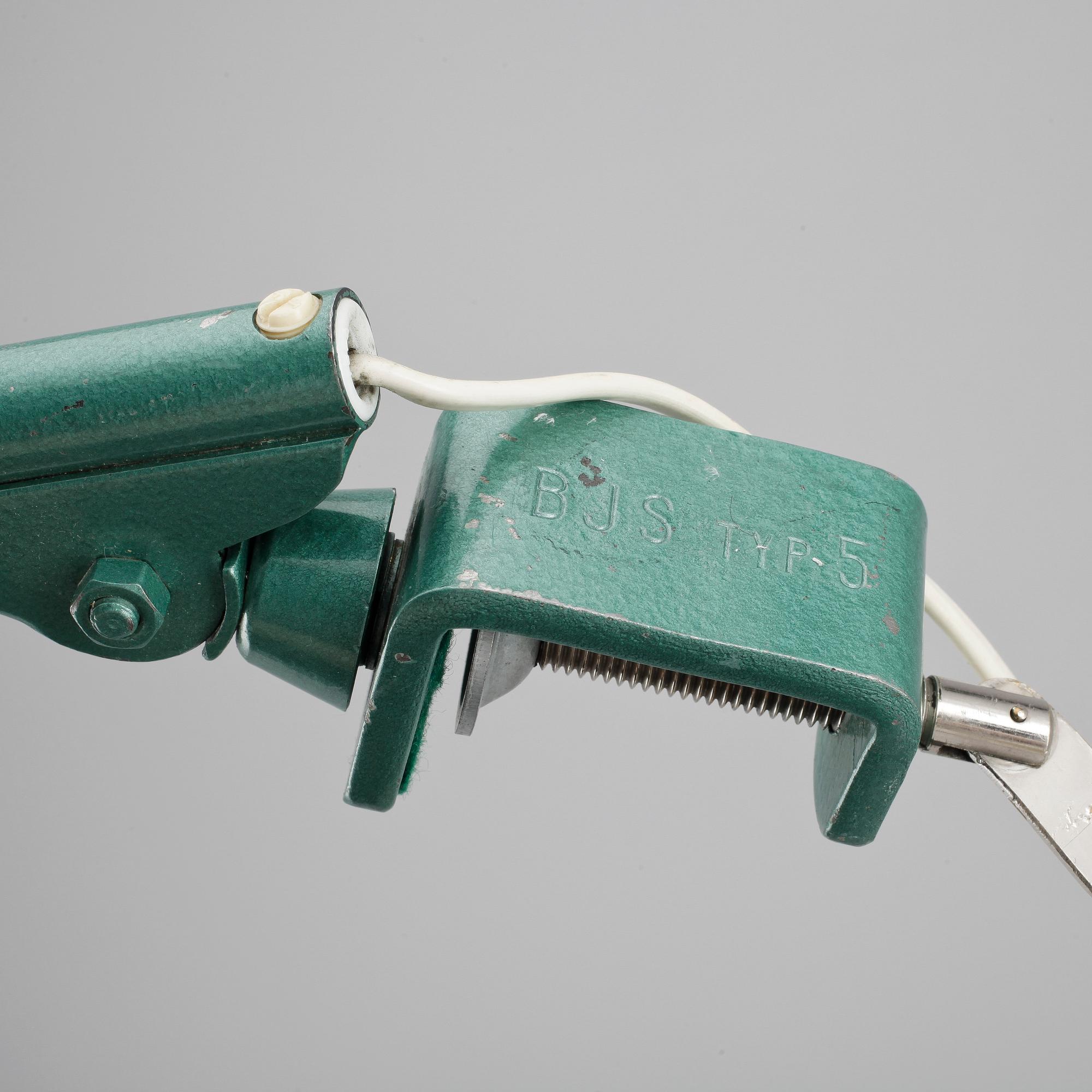 SKRIVBORDSLAMPA, 1900-talets mitt.