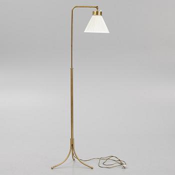 Josef Frank, golvlampa, modell 1842, Firma Svenskt Tenn.