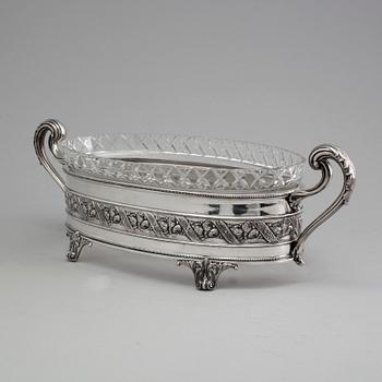 A SILVER JARDINIERE, Sweden, dated approx. 1920, Silver weigth 901 gram.
