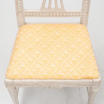 Stolar, ett par, sengustavianska, Lindome, omkring 1800.