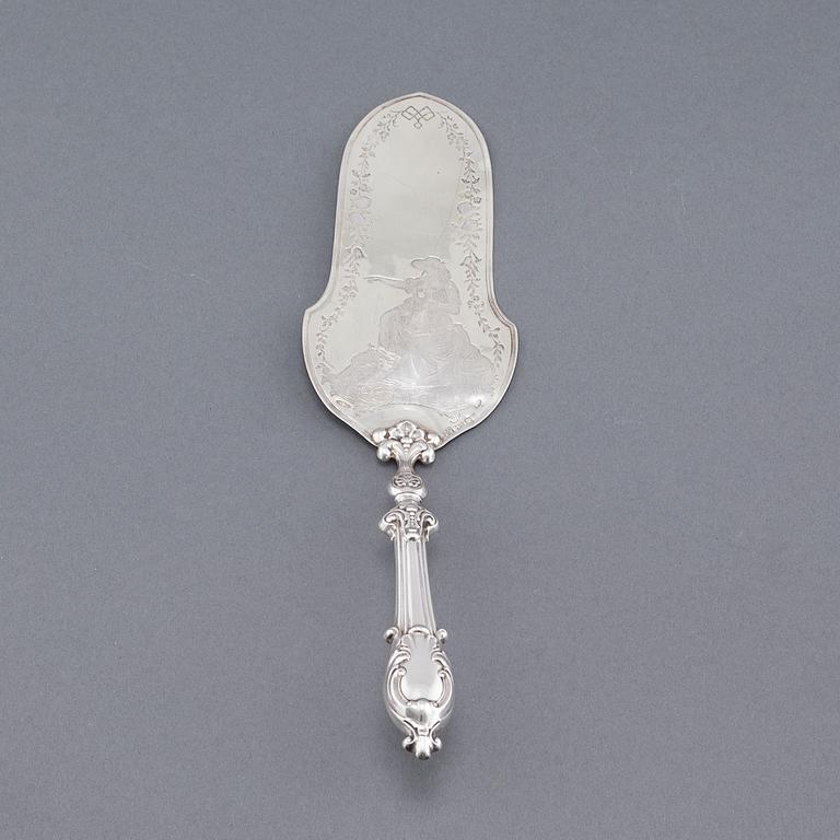 A silver cake server, unidentified master, assayers mark Ludvig Zuck, Riga, 1860? Weight 64 g.